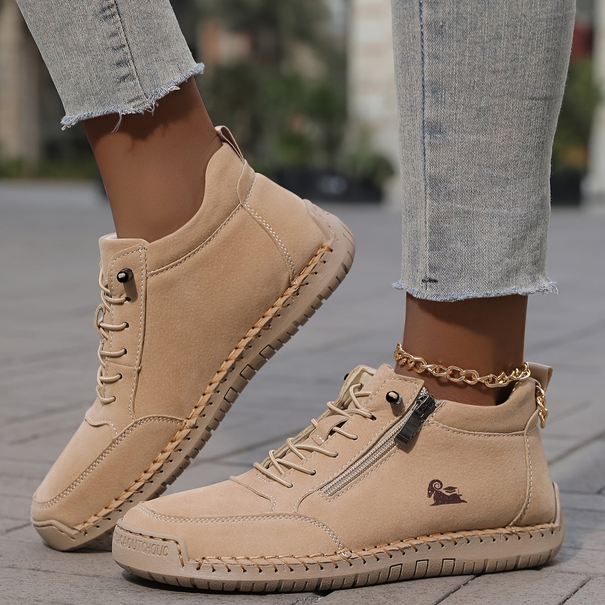 Zapatillas deportivas cómodas de mujer con cordones y corte bajo