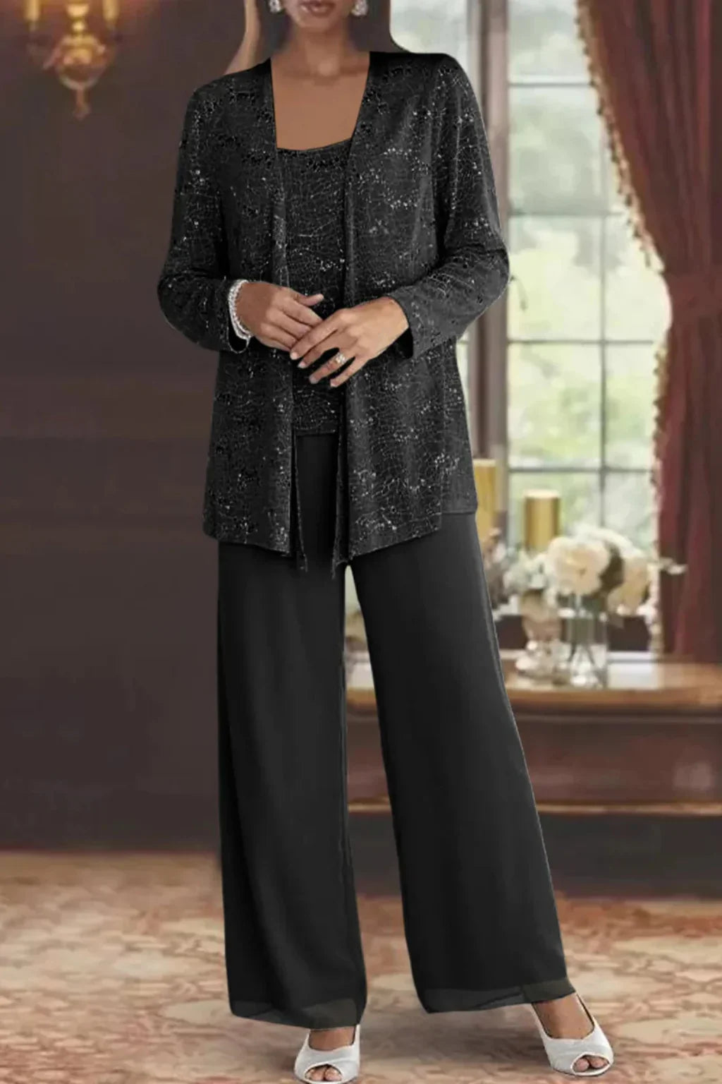 Completo elegante da donna con pizzo e paillettes, pantaloni a gamba larga, per invitate a un matrimonio