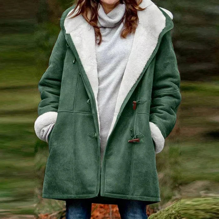 Luxurious Hooded Coat in Plush Cashmere-Like Material