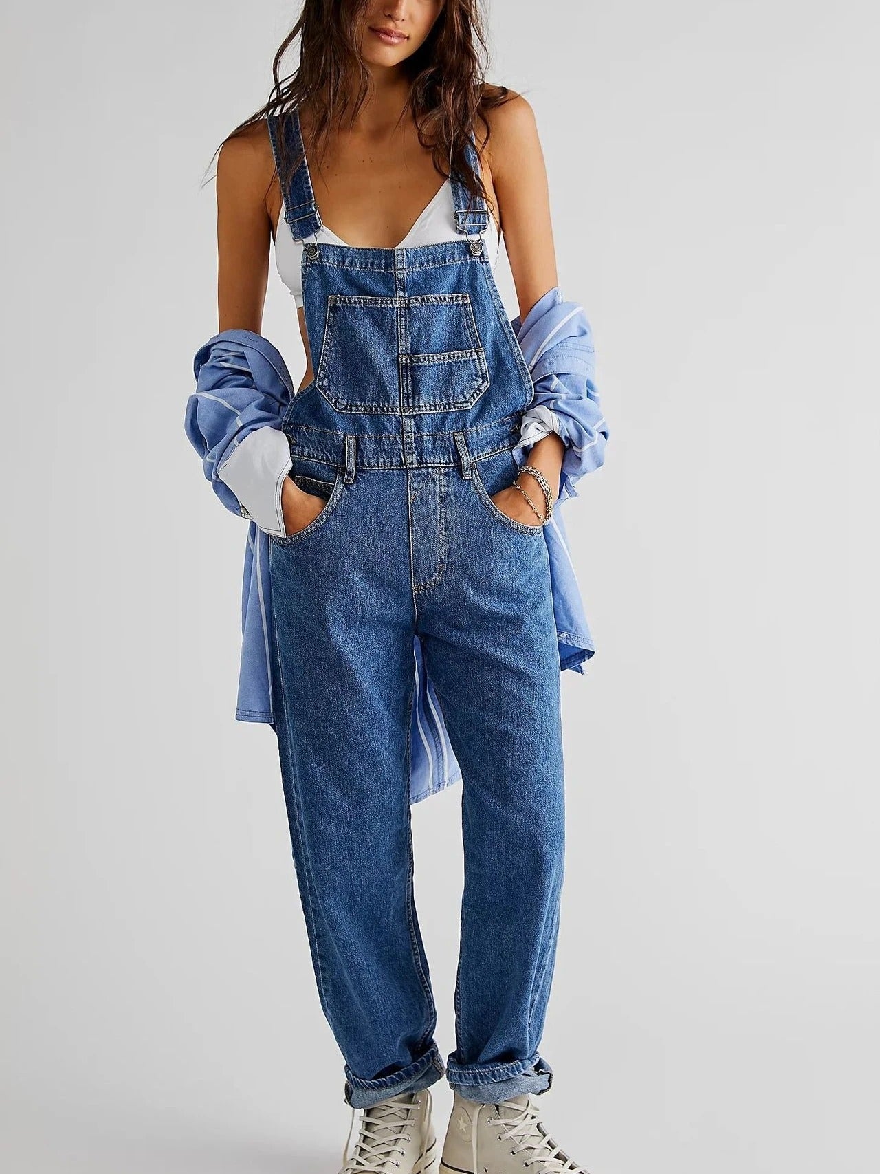 Salopette en jean pour femmes avec bretelles réglables