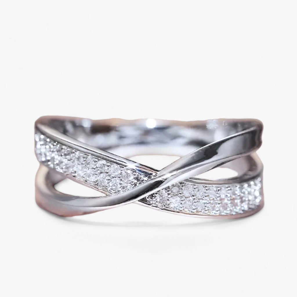 Adeline - Criss-Cross Band Ring