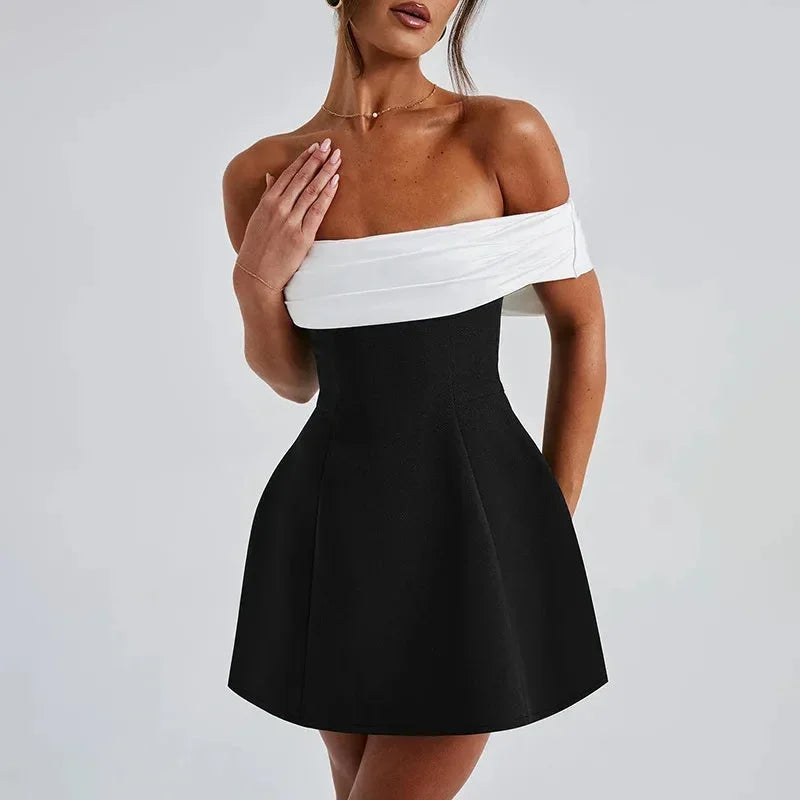 Robe mini évasée épaules dénudées pour femme