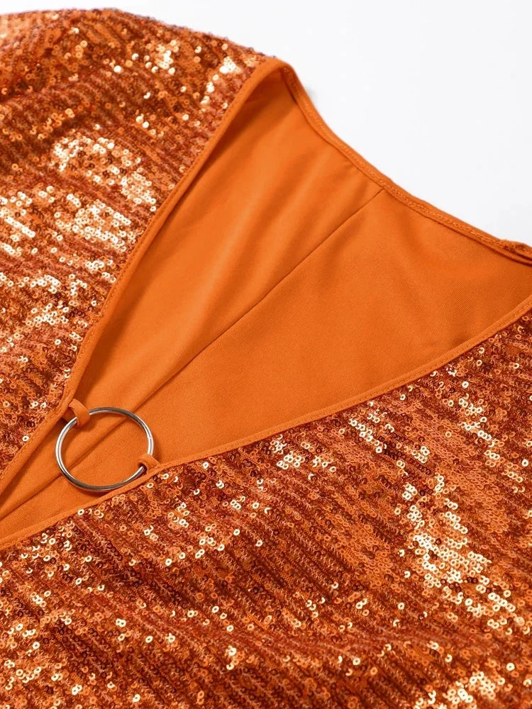 Robe mini pailletée col en V profond manches évasées pour soirée