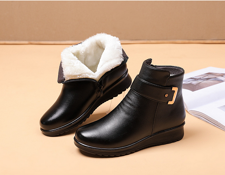 Women's Stylish Winter Ankle Leather Boots