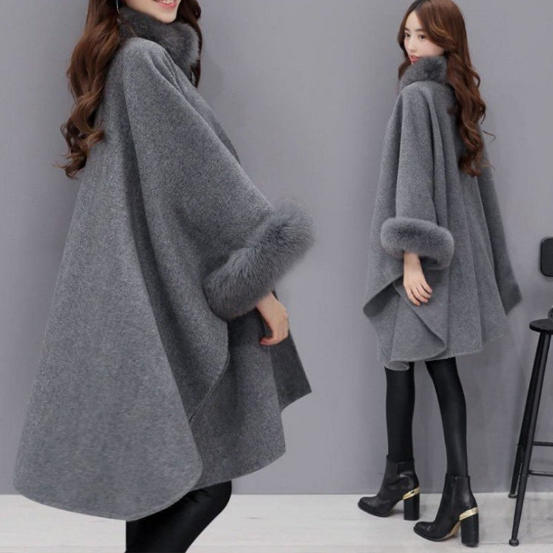 Manteau de luxe cintré pour femme à col en fourrure