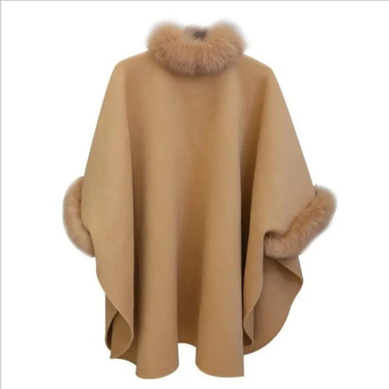 Manteau de luxe cintré pour femme à col en fourrure