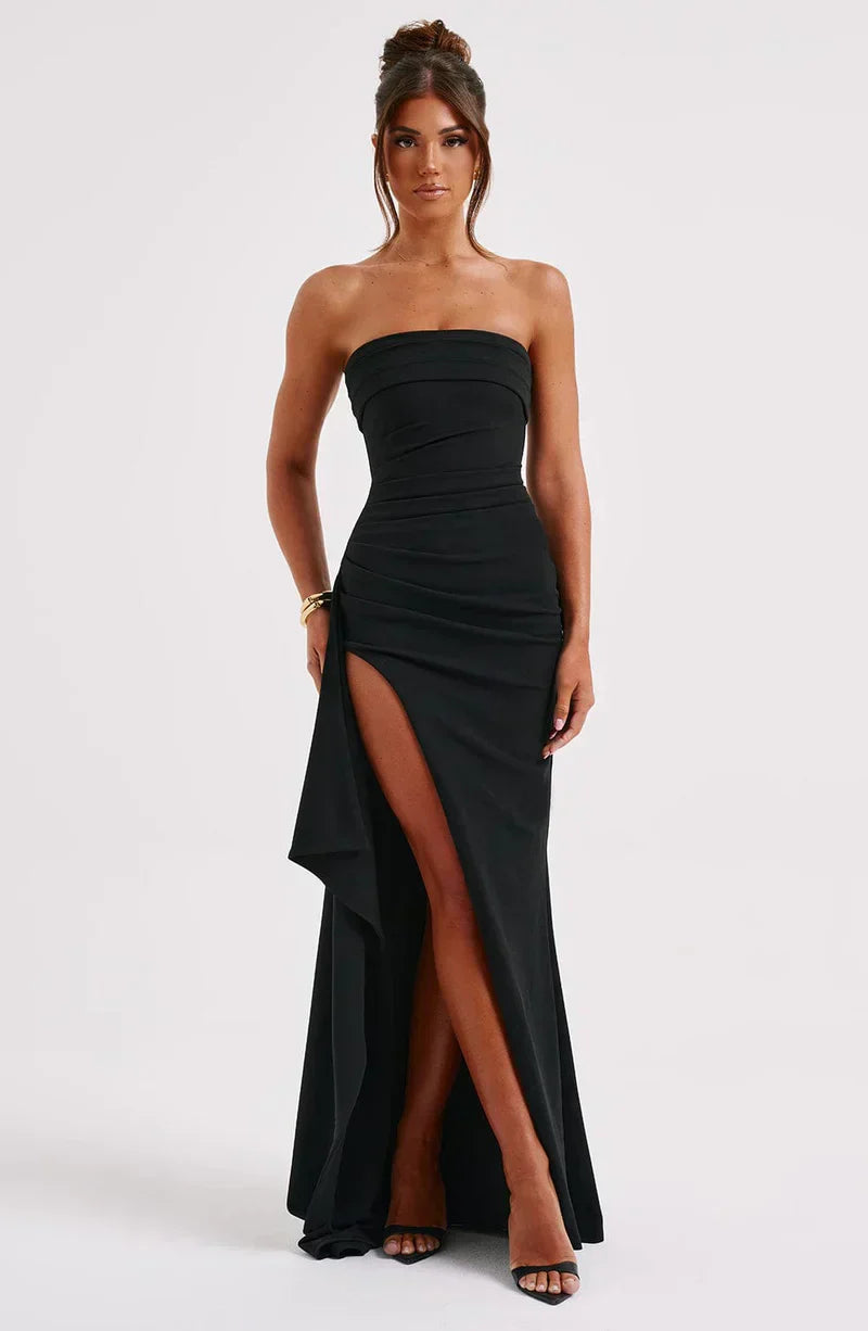 Stylish Twisted Maxi Dress with Off-Shoulder Design